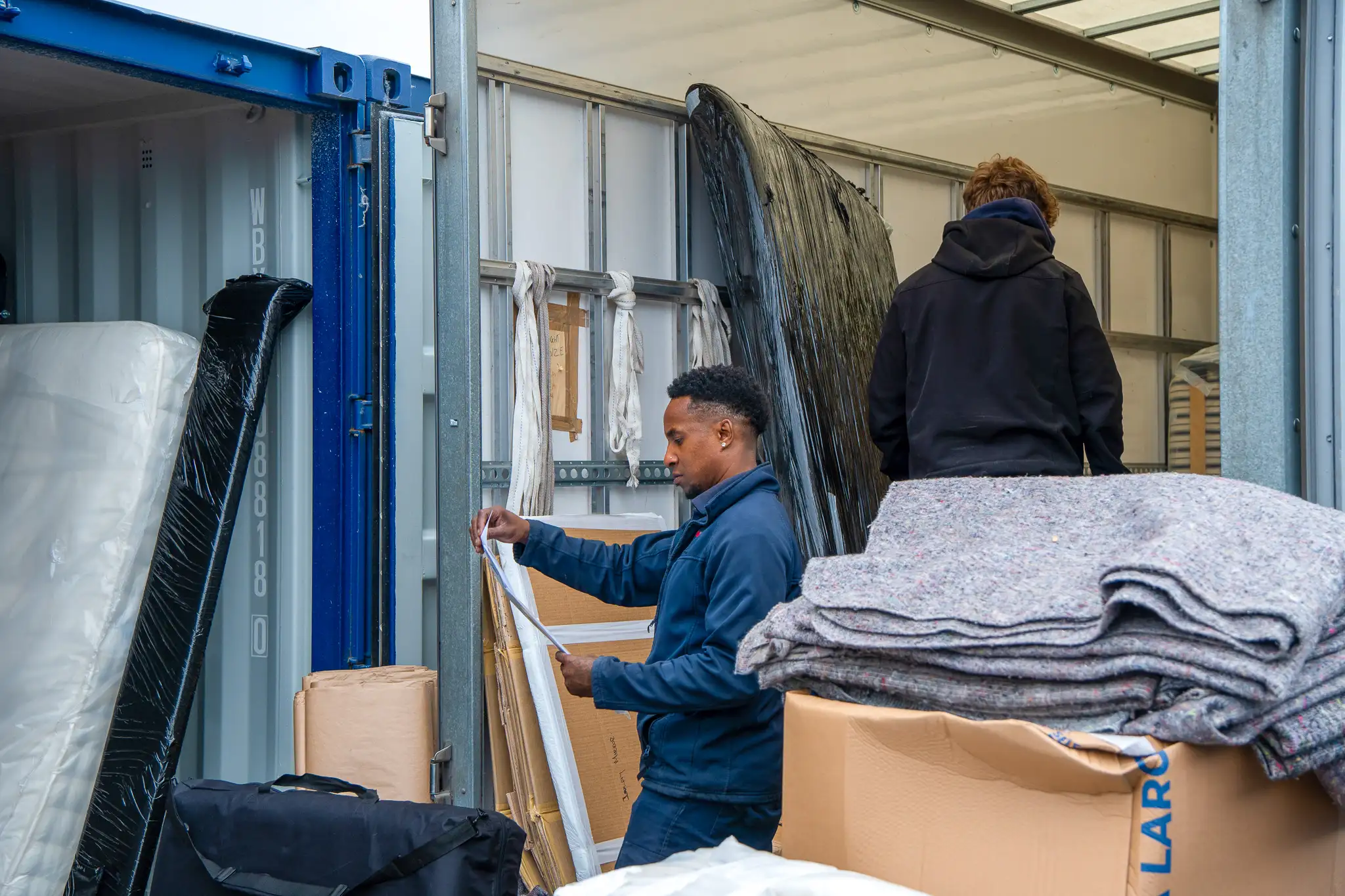 Self Storage for Moving House in Bury St Edmunds - Blue Bear Self Storage